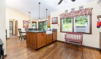 26 Skyview Ter, Bristol, CT 06010