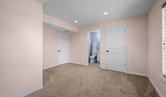 672 Berrywine Ln, Arnold, MO 63010