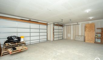 1018 Bluestem Cir, Baldwin City, KS 66006