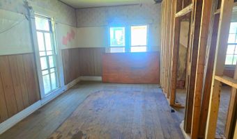 129 W Conwell, Aurora, IN 47001