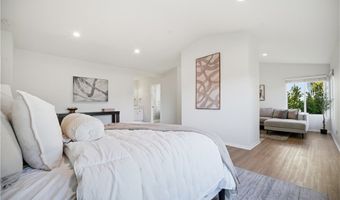 29950 Rolling Ridge Dr, Agoura Hills, CA 91301