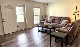 70 Damien Dr, Albertville, AL 35951