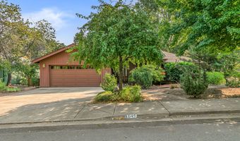 1042 Oak Knoll Dr, Ashland, OR 97520
