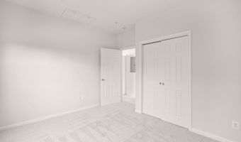 43920 HICKORY CORNER Ter 114, Ashburn, VA 20147
