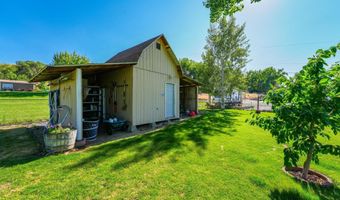 13703 351 Pr NW, Benton City, WA 99320
