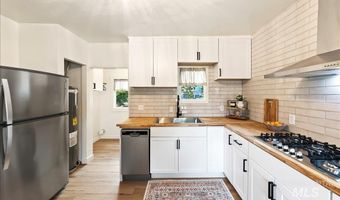 223 E Chicago St, Caldwell, ID 83605