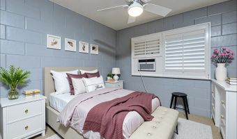 4280 Salt Lake Blvd D23, Honolulu, HI 96818