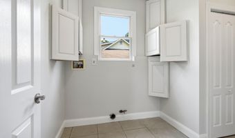 646 Compass Ave, Beachwood, NJ 08722