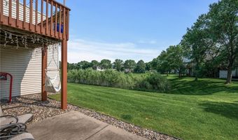 6433 158th St W, Apple Valley, MN 55124