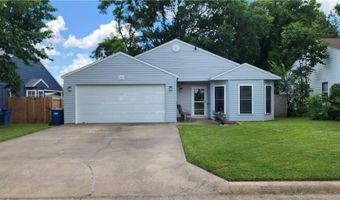 1210 Spring St, Bentonville, AR 72712