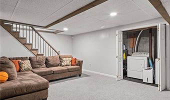 200 Heroux Blvd 203, Cumberland, RI 02864