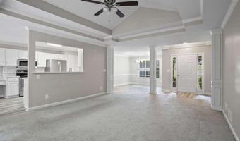 1027 Regency Dr, Acworth, GA 30102