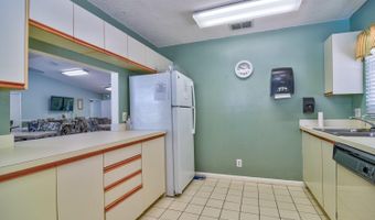 900 COVE CAY Dr 5A, Clearwater, FL 33760