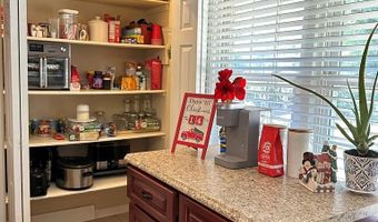 1014 Morningside Dr, Bainbridge, GA 39819