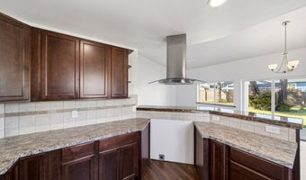 2679 FRANKLIN Ave SW, Bandon, OR 97411