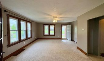 9621 Main St, Altenburg, MO 63732
