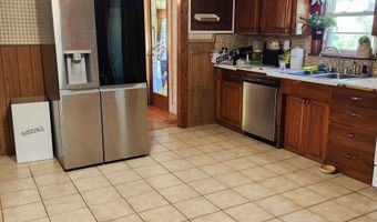 14 Getchell St, Bath, ME 04530