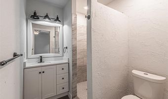 704 N Ray St, Alvarado, TX 76009