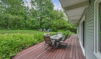 1425 Partridge Ln, Akron, OH 44333