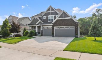 4313 Parkview Cir, Anoka, MN 55303