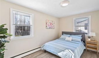 47 Shady Lea Rd, North Kingstown, RI 02852