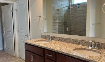 522 Heritage Woods Dr, Akron, OH 44321