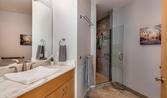 350 S Hamilton St 901, Madison, WI 53703