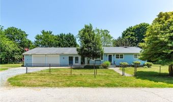 16 Pennsylvania Ave, Jamestown, RI 02835