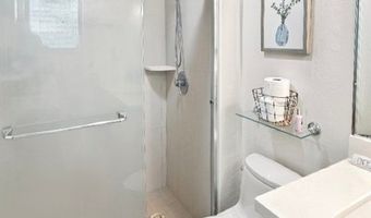 98-380 Koauka Loop 303, Aiea, HI 96701