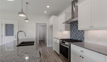 801 Avondale Dr, Alma, AR 72921