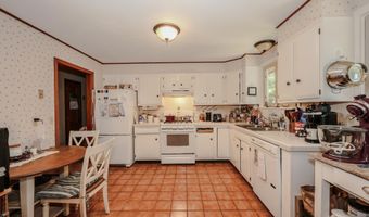50 Clement Rd, Bow, NH 03304