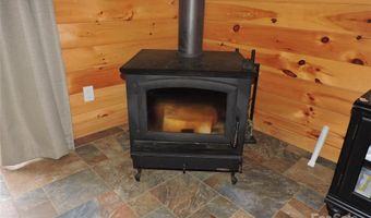 103 Chucks Ln, Bakersville, NC 28705