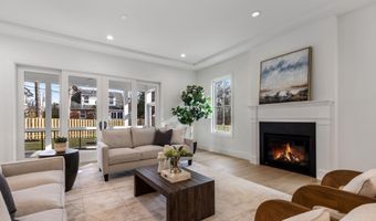 629 N LINCOLN St N, Arlington, VA 22201