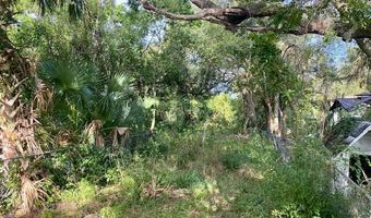 202 2nd St, Holly Hill, FL 32117