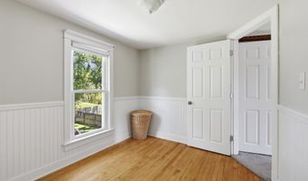 1126 W HARRIS St, Appleton, WI 54914