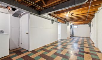 9923 MAYFIELD Dr, Bethesda, MD 20817