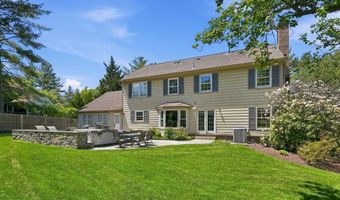 7556 PEPPERELL Dr, Bethesda, MD 20817