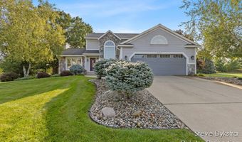 2264 Grand Valley Dr NE, Ada, MI 49301