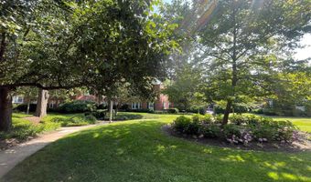 1736 N RHODES St 5-290, Arlington, VA 22201