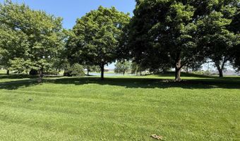 1550 W GOLDENGATE Dr, Addison, IL 60101