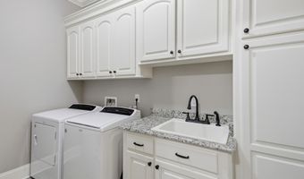 152 Grandeur Dr, Brandon, MS 39042