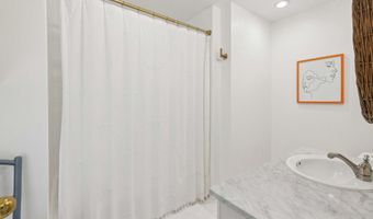 1627 34TH St NW, Washington, DC 20007