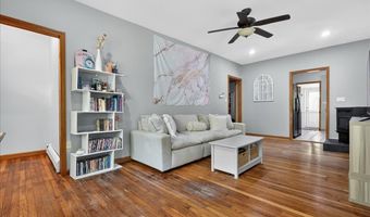 145 Liberty St, Clinton, CT 06413
