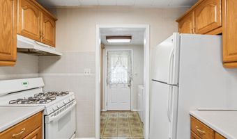 19 SOLOMONS ISLAND Rd, Annapolis, MD 21401
