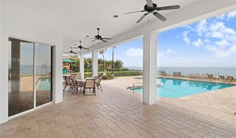 6104 LAGOMAR Ln, Apollo Beach, FL 33572