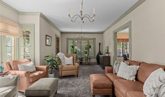 168 Castle Blvd, Akron, OH 44313