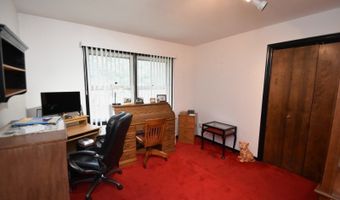 12 Goodale Rd, Andover, NJ 07860