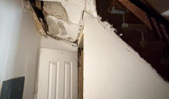 13 Lexington Ave, Albany, NY 12206