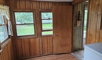 303 S Central Ave, Allerton, IA 50008