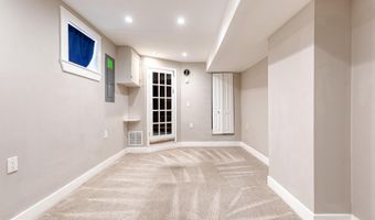 734 S ROBINSON St, Baltimore, MD 21224